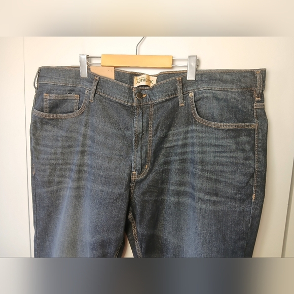 NWT Silver The Athletic Men Jeans Size 46x32 Loose Fit Tapered Leg Dark Blue - Picture 2 of 13